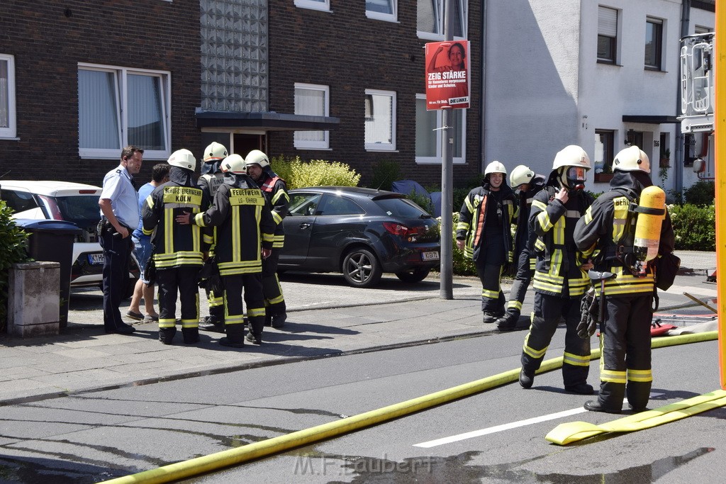 Feuer 1 Koeln Porz Grengel Waldstr P015.JPG - Miklos Laubert